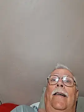 NawtyB1965 online show from June 5, 2026, 4:06 am