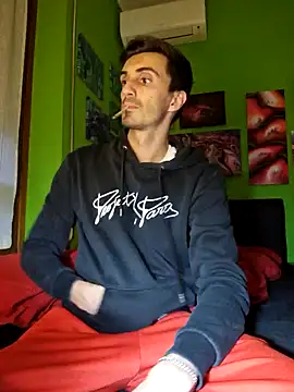 MASTERBULLY online show from September 24, 2025, 5:08 pm