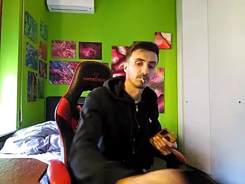 MASTERBULLY online show from October 2, 2025, 1:58 pm