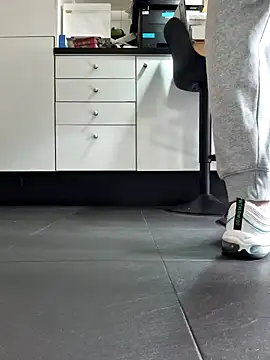 MASTERBULLY online show from September 25, 2025, 10:54 am