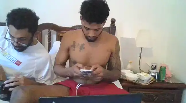 Snapshot of tumarditoperro chatting on December 17, 2024, 8:54 pm tumarditoperro online show from December 17, 2024, 8:54 pm