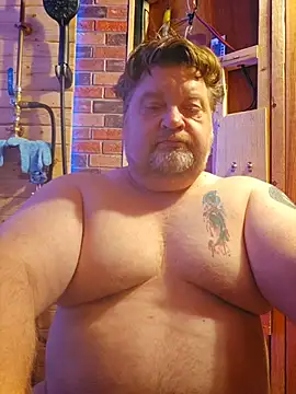 Snapshot of alienbunny chatting on November 7, 2025, 4:28 am alienbunny online show from November 7, 2025, 4:28 am