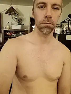 Snapshot of Cooperstone chatting on February 19, 2025, 4:12 am Cooperstone online show from February 19, 2025, 4:12 am