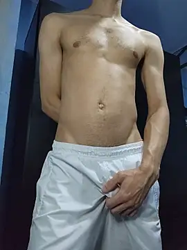 boyminerin00 online show from October 8, 2025, 3:35 pm