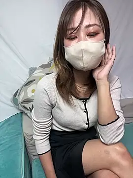 ayu0009rrr online show from February 12, 2026, 2:06 pm