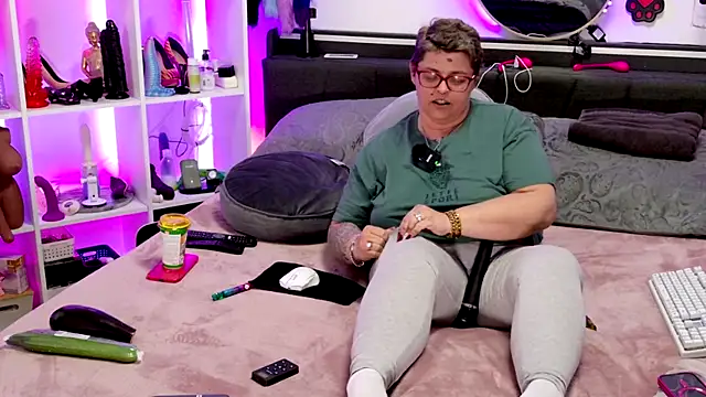 Snapshot of SunshineLexi chatting on February 5, 2026, 2:57 pm SunshineLexi online show from February 5, 2026, 2:57 pm