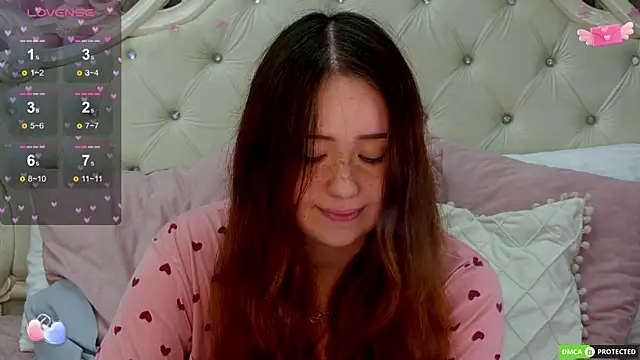 MiriaamWhite online show from September 28, 2025, 3:46 am