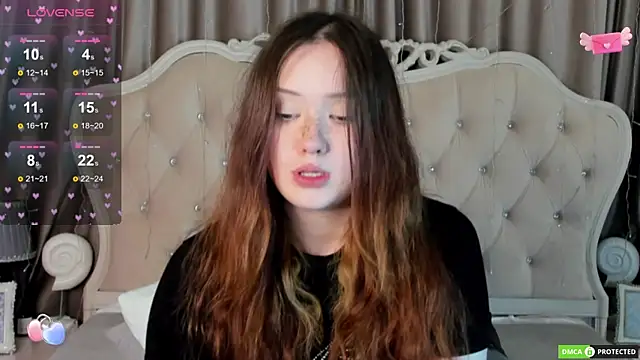 MiriaamWhite online show from October 5, 2025, 4:03 am