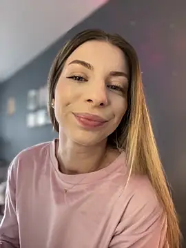 Mia Ethan online show from April 3, 2026, 10:00 am