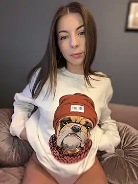 Mia Ethan online show from February 13, 2025, 3:03 pm