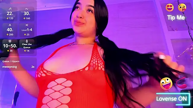 Snapshot of shanon_hughes_ chatting on September 24, 2025, 3:35 am shanon hughes online show from September 24, 2025, 3:35 am