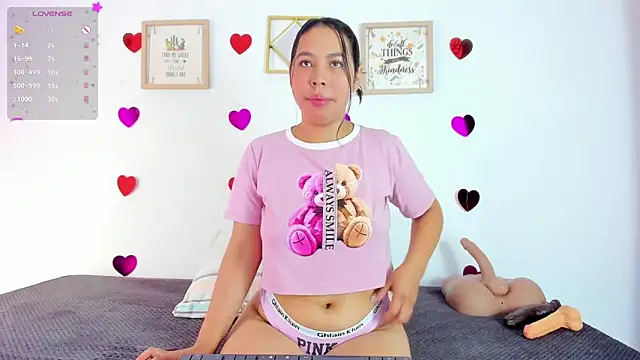 EmmaRogers online show from March 15, 2025, 12:45 pm