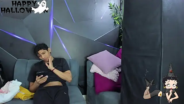 playsgirlhot online show from November 1, 2025, 11:20 pm