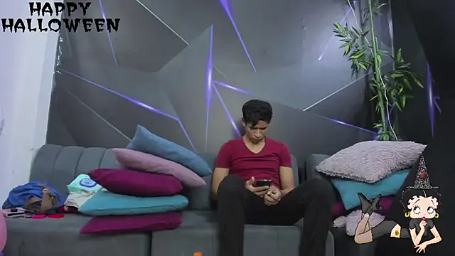 playsgirlhot online show from October 17, 2025, 11:12 am