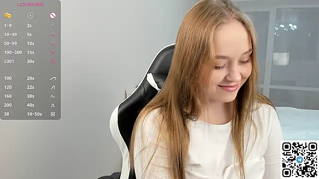 Snapshot of endlesssoffi chatting on December 7, 2024, 8:11 pm endlesssoffi online show from December 7, 2024, 8:11 pm