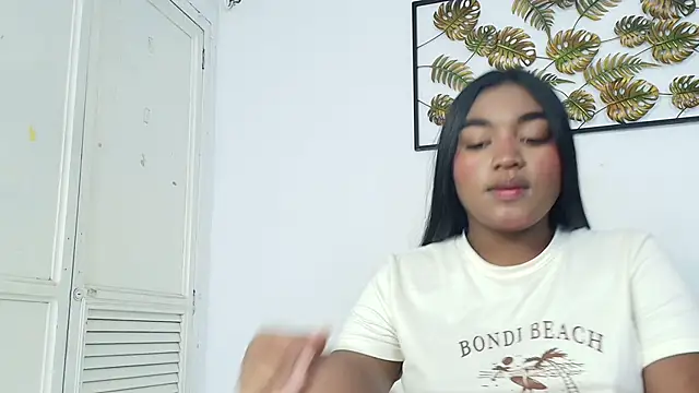 kayna gomez online show from October 17, 2025, 8:21 pm