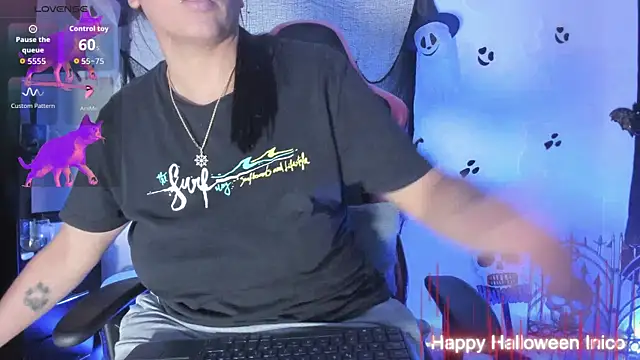 vaiolet triana online show from October 7, 2025, 3:57 pm