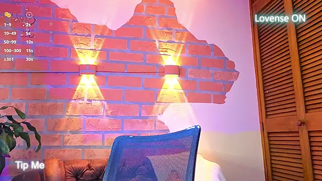 Dylanstonne online show from November 9, 2025, 7:07 pm