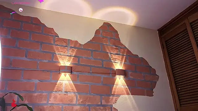 Dylanstonne online show from December 2, 2025, 8:43 pm