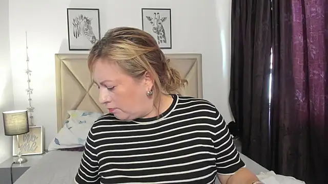 MonyCassius online show from May 28, 2026, 12:11 pm