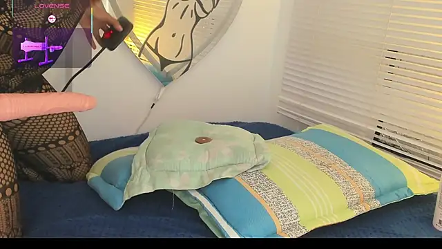 AnaSofia 07sv online show from October 8, 2025, 11:05 pm