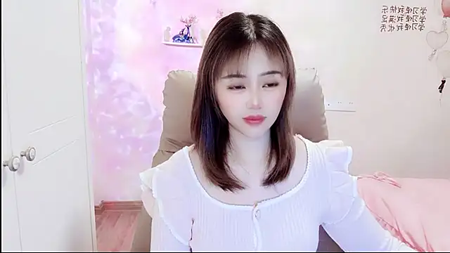 susan-YY online show from December 1, 2024, 10:26 pm