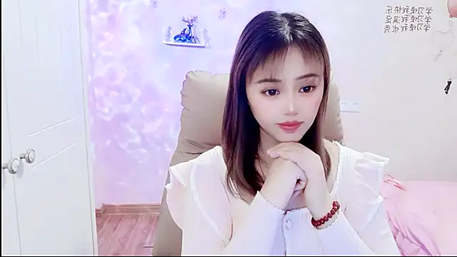 susan-YY online show from December 2, 2024, 1:31 am