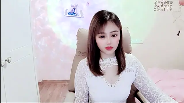 susan-YY online show from December 12, 2024, 1:32 am