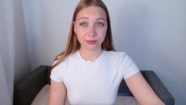 Snapshot of bellaa_love_ chatting on July 3, 2026, 12:50 am bellaa love online show from July 3, 2026, 12:50 am