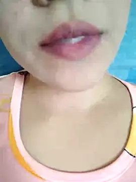 Snapshot of Anki-doll chatting on November 7, 2025, 5:34 am Anki-doll online show from November 7, 2025, 5:34 am