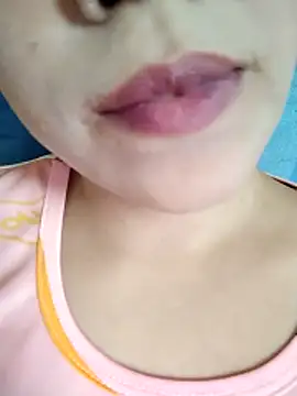 Snapshot of Anki-doll chatting on November 15, 2025, 5:44 am Anki-doll online show from November 15, 2025, 5:44 am