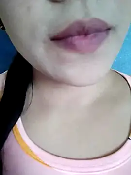 Snapshot of Anki-doll chatting on November 11, 2025, 5:35 am Anki-doll online show from November 11, 2025, 5:35 am