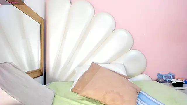 Ally Parkeer  online show from February 27, 2025, 2:32 pm