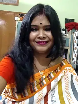 yoursweety09 online show from October 18, 2025, 1:57 pm