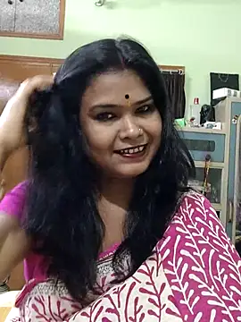 yoursweety09 online show from October 13, 2025, 8:27 am