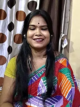 yoursweety09 online show from September 10, 2025, 11:59 pm