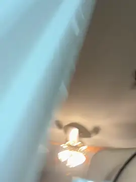 prettybrownhunybun online show from January 17, 2025, 9:39 pm