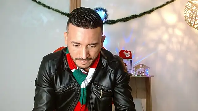 Reiko 85  online show from December 2, 2025, 3:14 pm