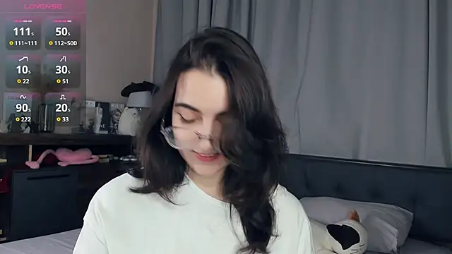 DracosMoon online show from November 22, 2025, 7:07 am