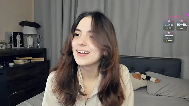 DracosMoon online show from October 23, 2025, 7:07 am