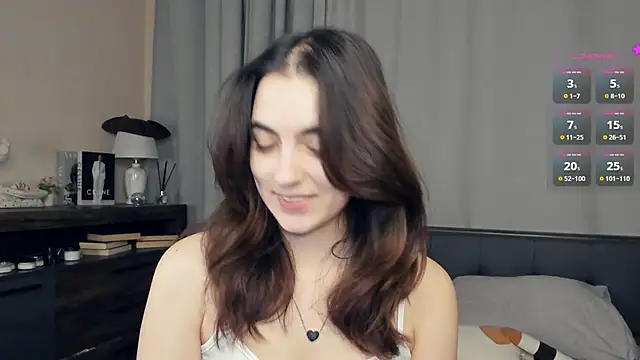 DracosMoon online show from October 24, 2025, 7:07 am