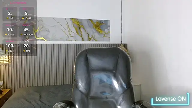 Snapshot of Dyla_n18 chatting on February 25, 2026, 8:19 pm Dyla n18 online show from February 25, 2026, 8:19 pm