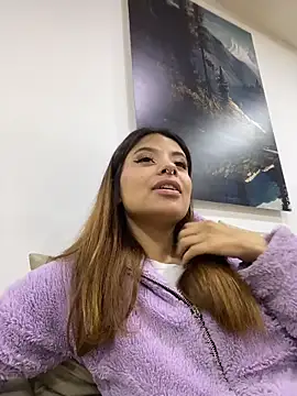 Snapshot of Antonella_Torres2 chatting on June 10, 2026, 12:23 am Antonella Torres2 online show from June 10, 2026, 12:23 am