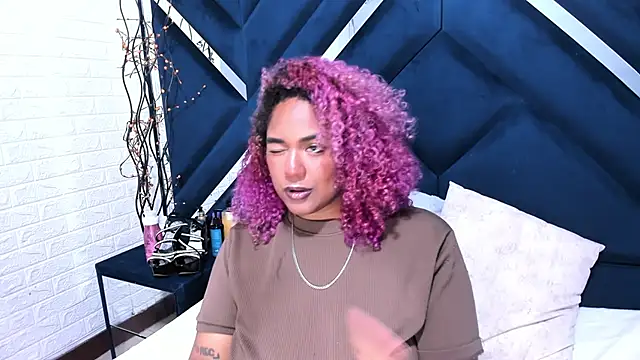 Snapshot of Just_Gissellex chatting on July 19, 2026, 9:55 pm Just Gissellex online show from July 19, 2026, 9:55 pm