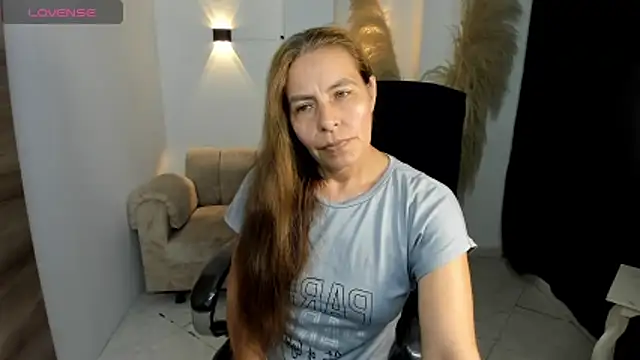 Snapshot of Milf_karlye chatting on February 19, 2026, 4:20 am Milf karlye online show from February 19, 2026, 4:20 am