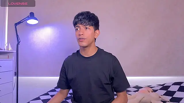 teobowny  online show from February 23, 2026, 4:40 pm