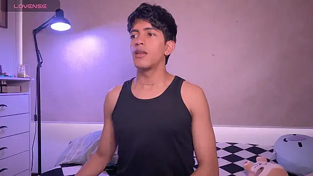 teobowny  online show from February 28, 2026, 8:41 pm