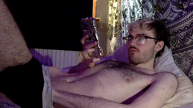 hairynhorny992 online show from March 20, 2025, 1:04 pm