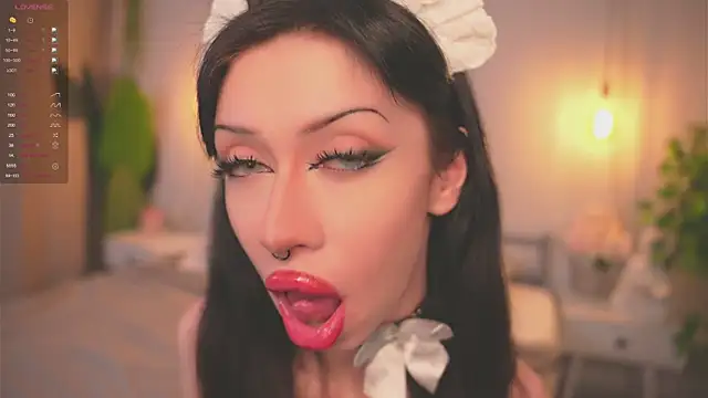 Snapshot of Devilsss_toy chatting on October 14, 2025, 4:07 pm Devilsss toy online show from October 14, 2025, 4:07 pm