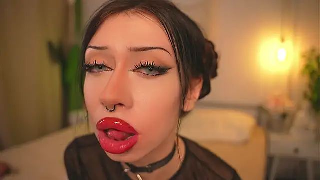 Snapshot of Devilsss_toy chatting on October 9, 2025, 4:07 pm Devilsss toy online show from October 9, 2025, 4:07 pm